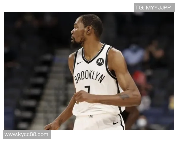 外线火力全开AJ格林三分球五投五中助力球队获胜