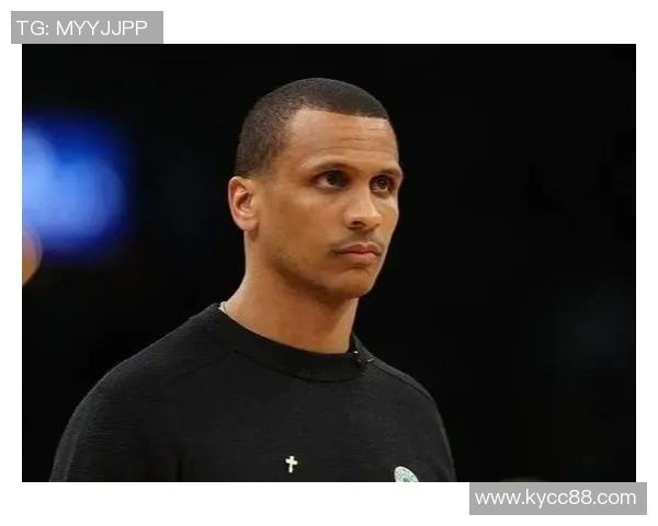 马祖拉称赞篮网队拼搏精神强调第三节逆转展现团队韧性