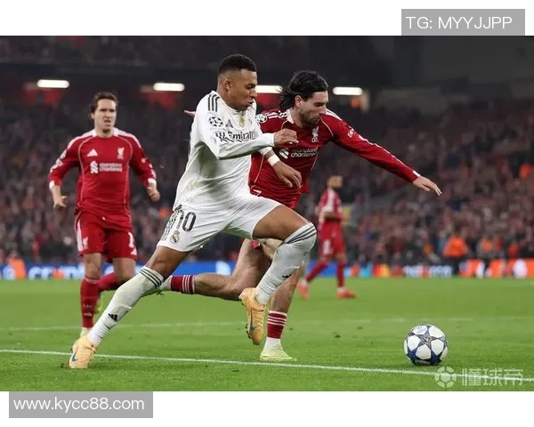 斯洛特应停止让索博踢右后卫多家欧洲豪门密切关注其未来动向